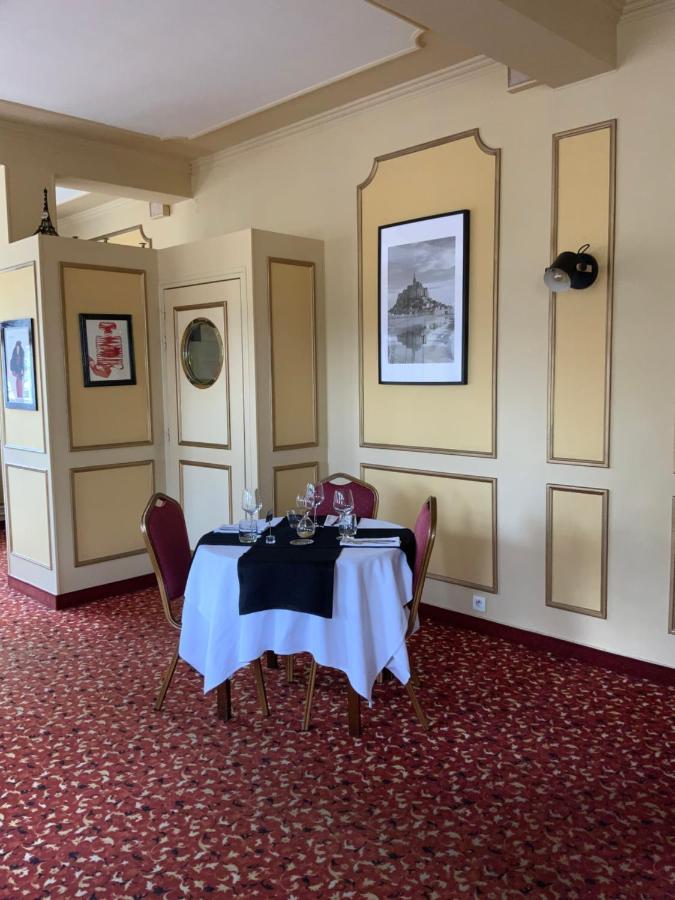 Les 3 Rois By Yy Hotel Villers-Bocage  Bagian luar foto