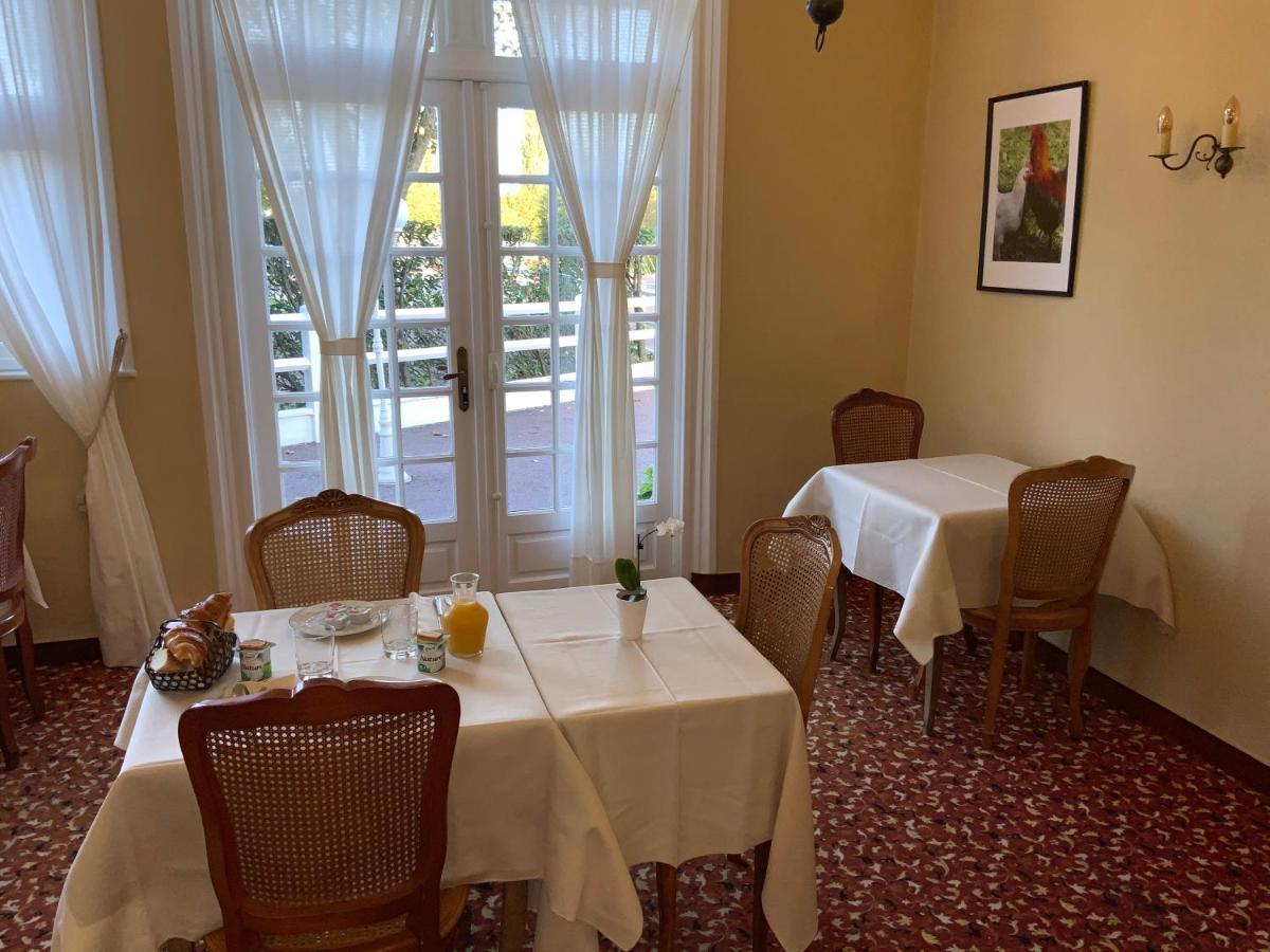 Les 3 Rois By Yy Hotel Villers-Bocage  Bagian luar foto