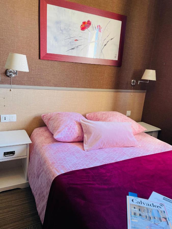Les 3 Rois By Yy Hotel Villers-Bocage  Bagian luar foto