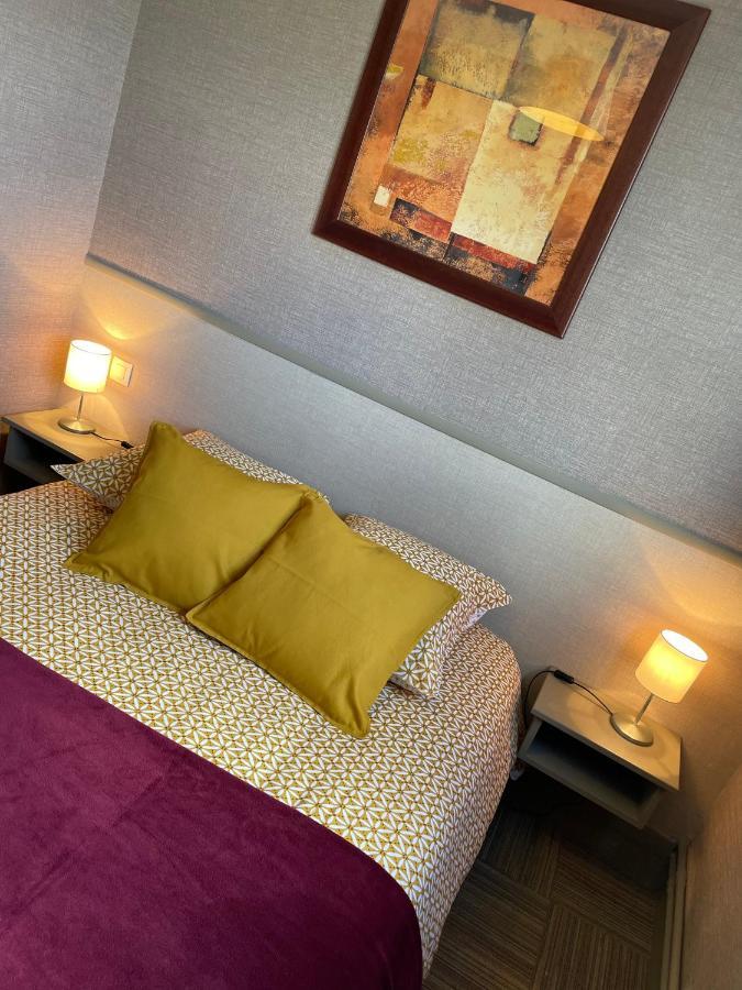 Les 3 Rois By Yy Hotel Villers-Bocage  Bagian luar foto