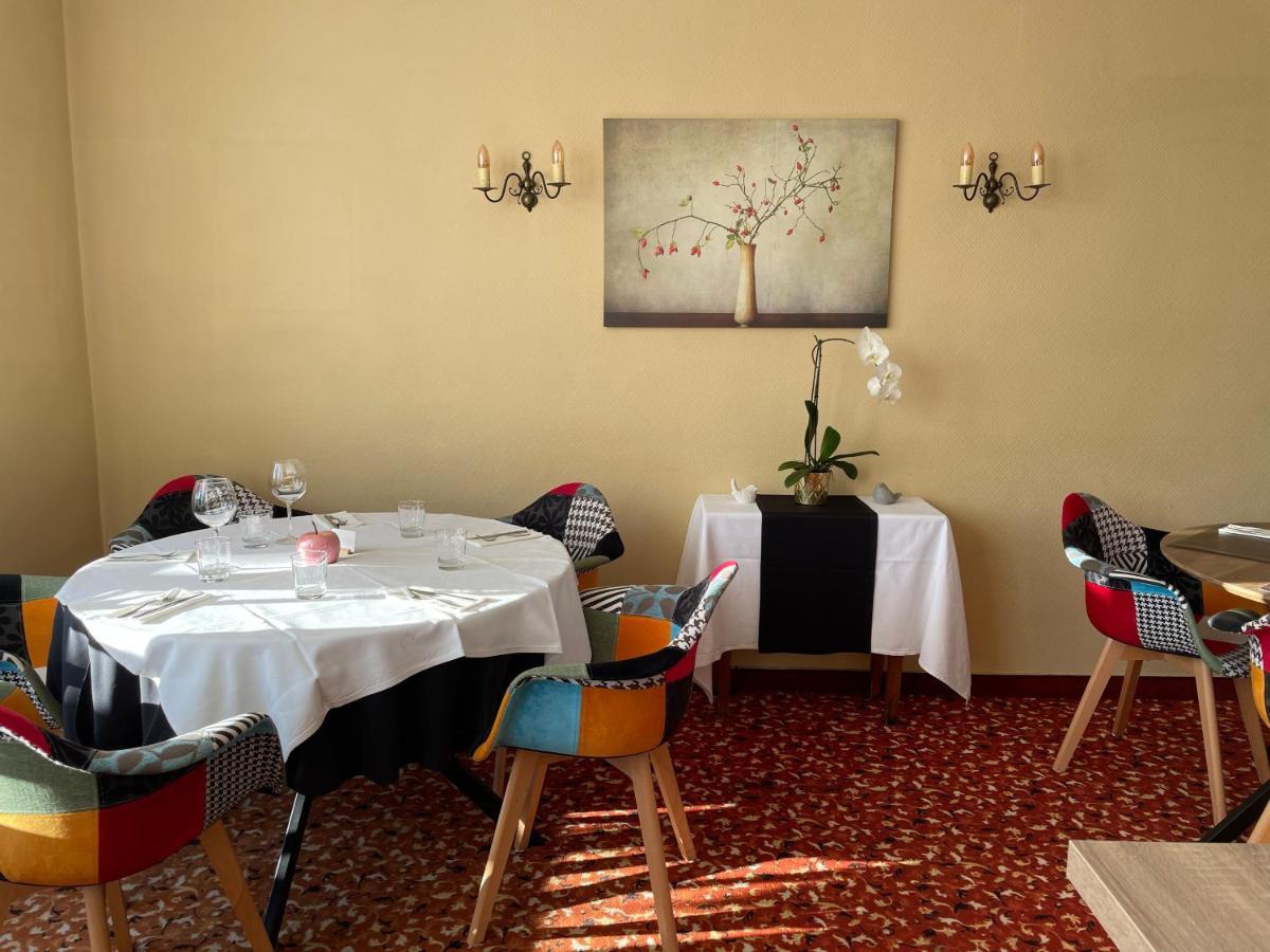 Les 3 Rois By Yy Hotel Villers-Bocage  Bagian luar foto