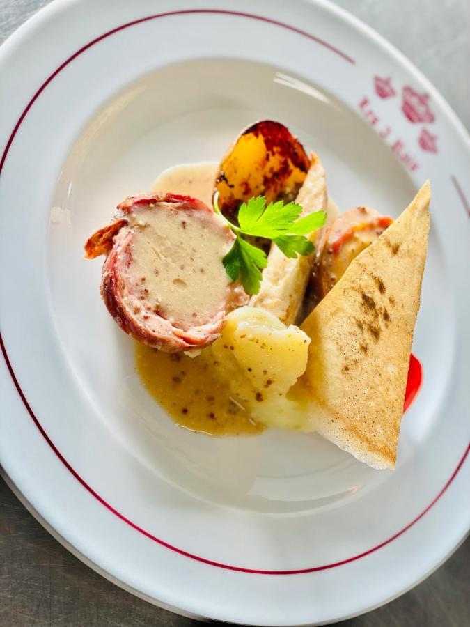 Les 3 Rois By Yy Hotel Villers-Bocage  Bagian luar foto