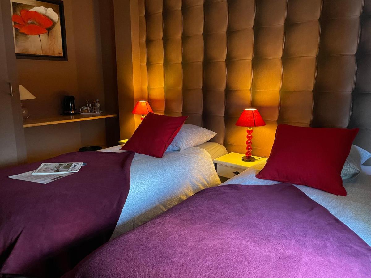 Les 3 Rois By Yy Hotel Villers-Bocage  Bagian luar foto